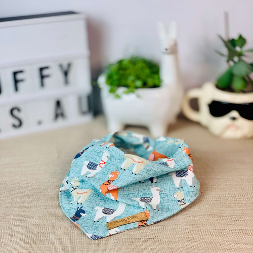 Blue Llamas Dog Bandana - Fluffy Tales